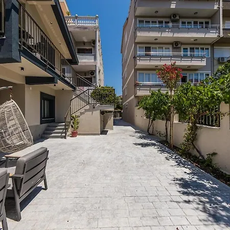 Loen Modern Seaside 3br By Pikhost Apartment Durres